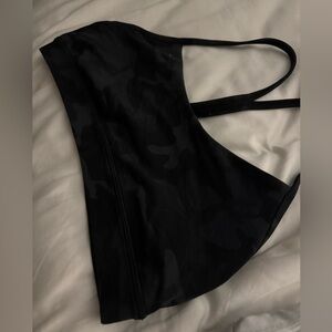 Lululemon women’s sportsbra